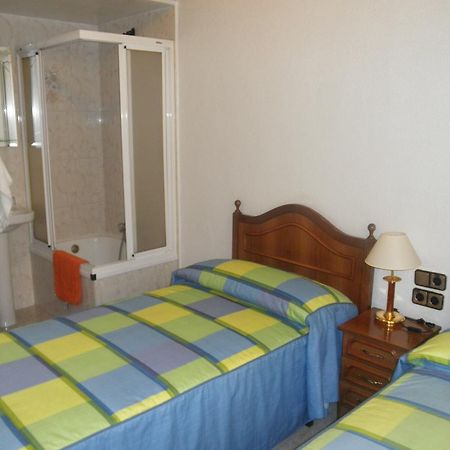 Hostal Los Andes Madri Exterior foto
